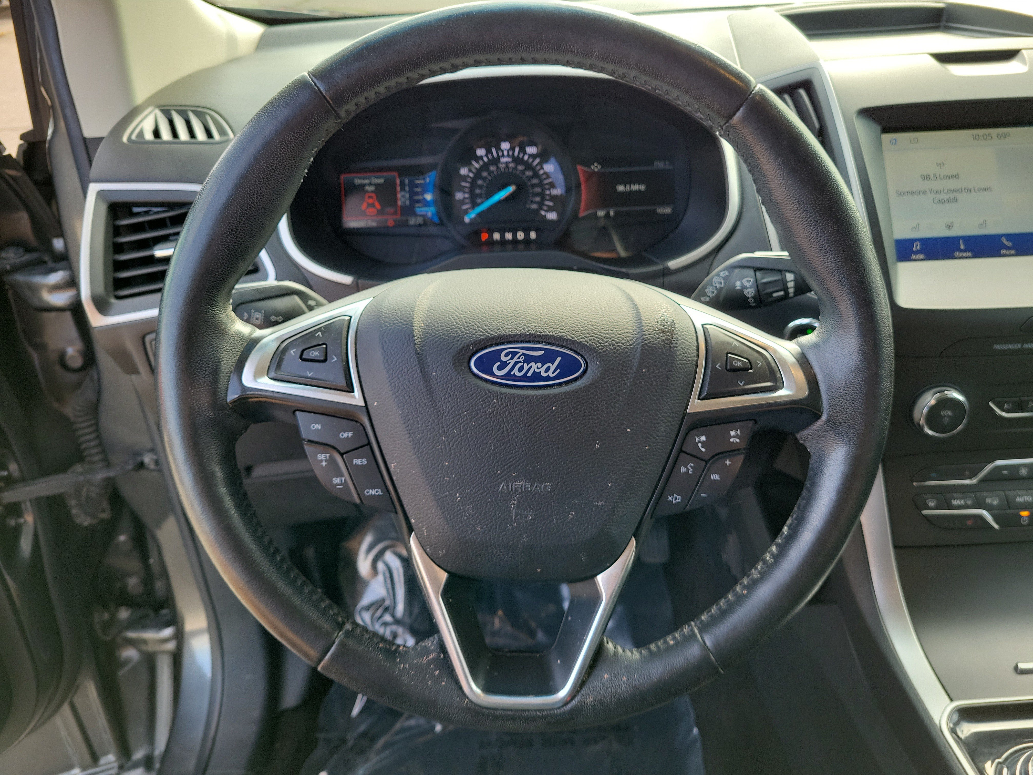 Used 2020 Gray Ford SEL image 24