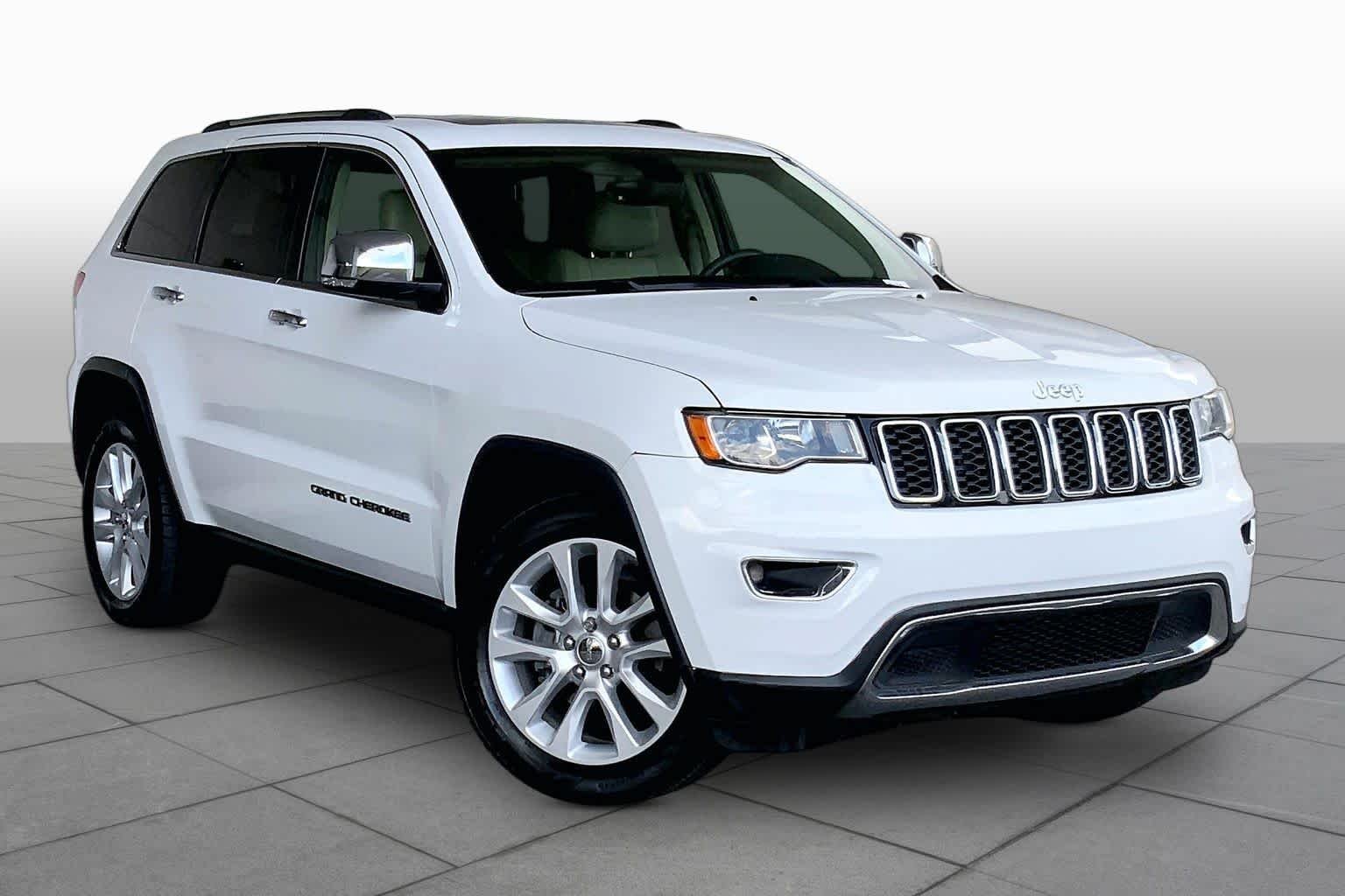 Used 2017 Bright White Clearcoat Jeep Limited image 3