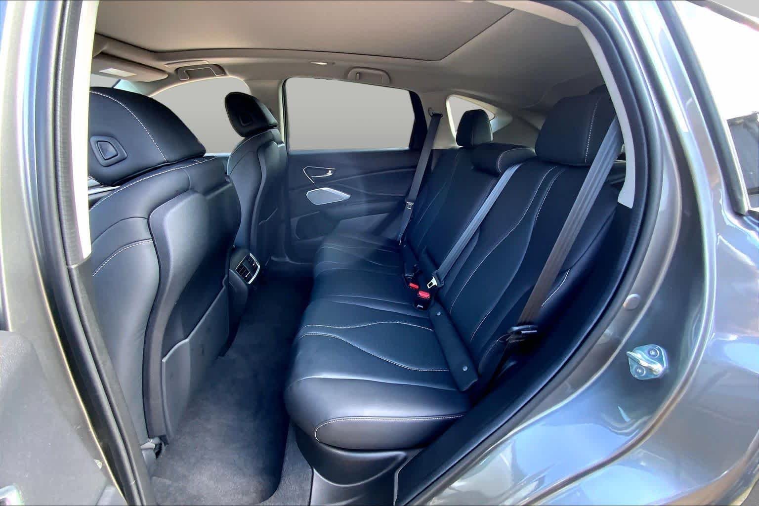 Used 2023 Liquid Carbon Metallic Acura w/Technology Package image 21