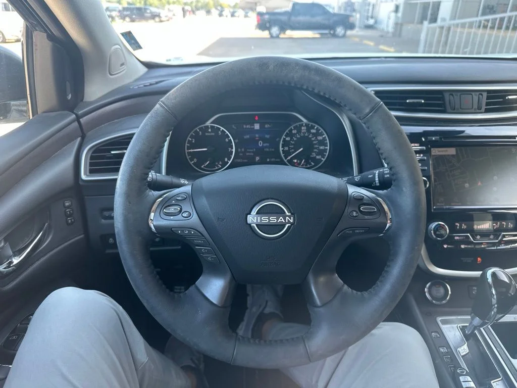 Used 2024 White Nissan Platinum image 11