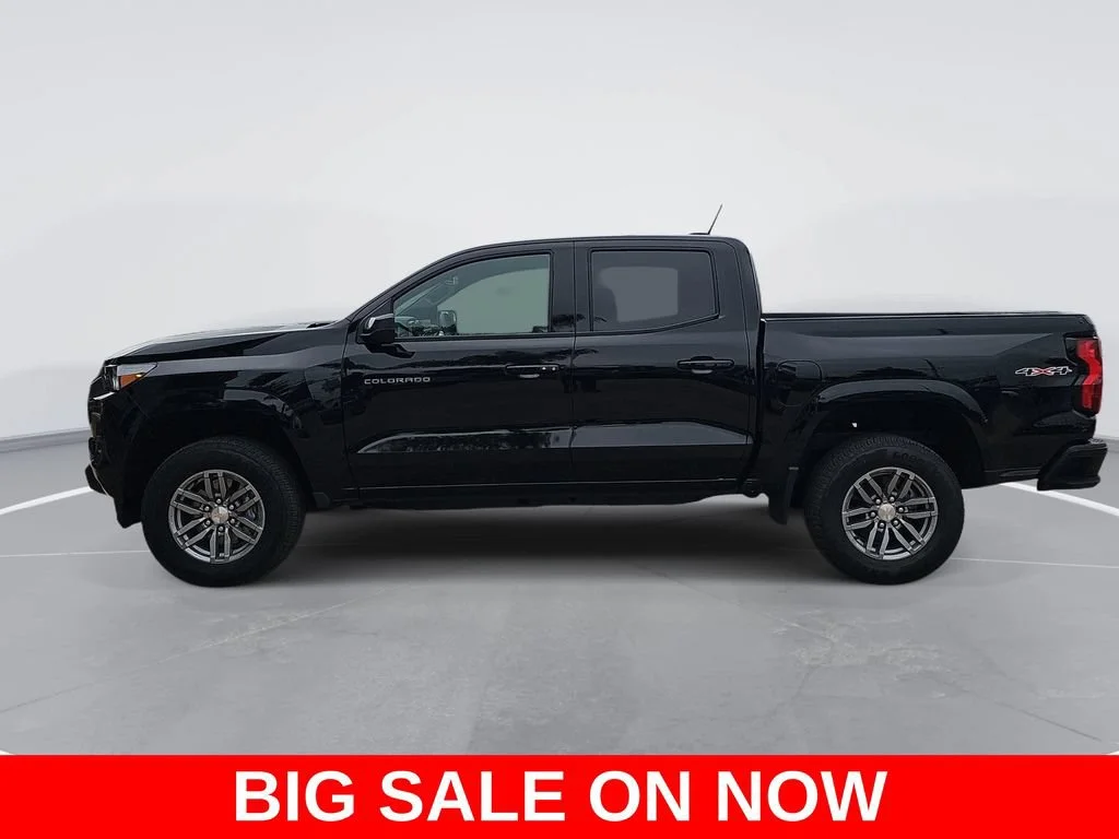 2026 Chevrolet Colorado LT - Photo 6