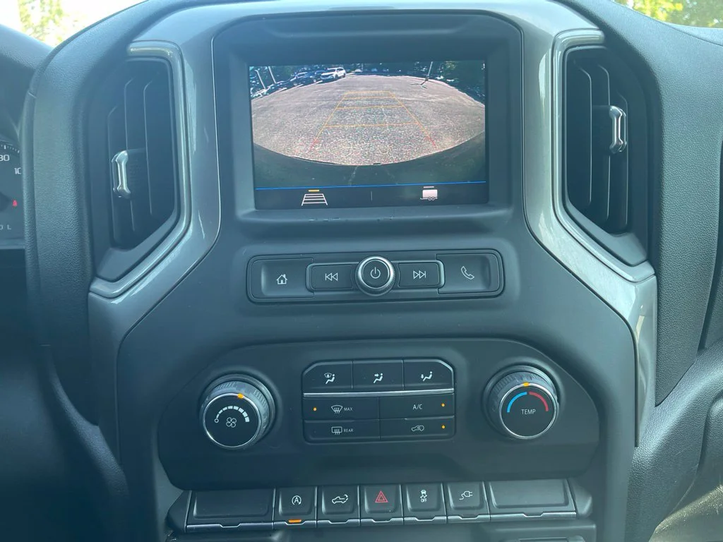 Used 2020 Black Chevrolet Custom image 13
