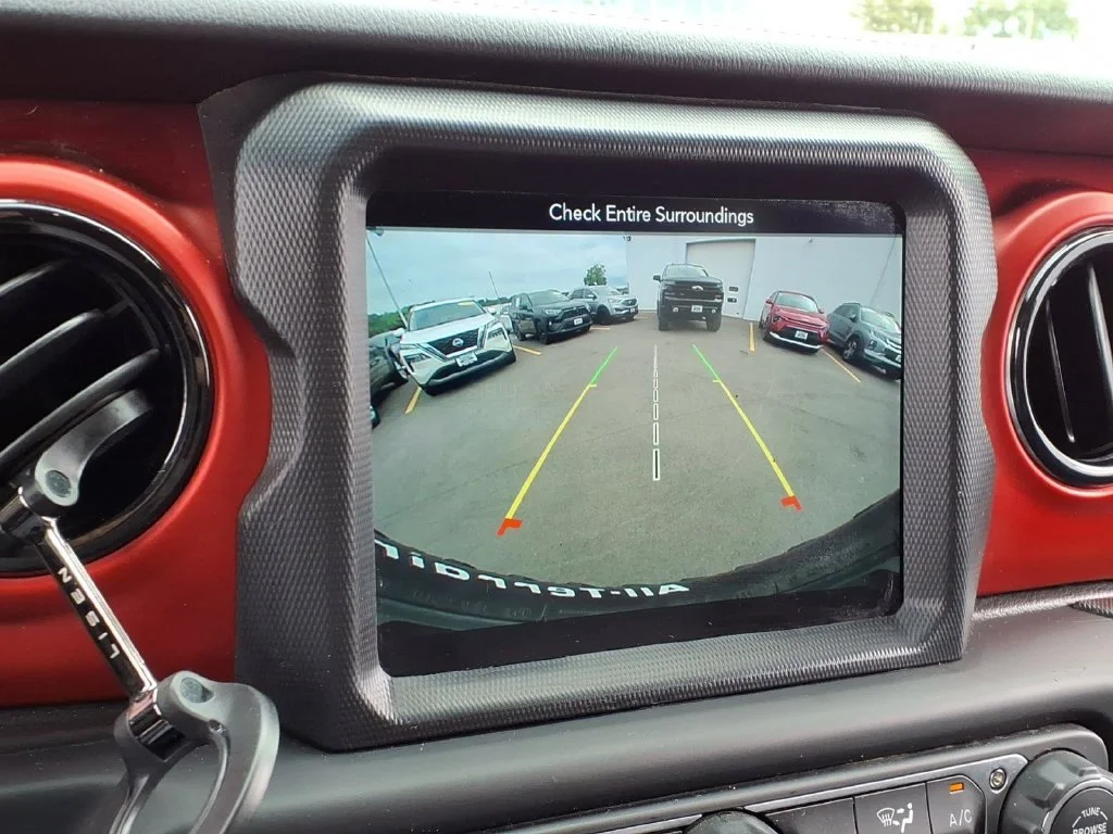 Used 2019 Black Jeep Rubicon image 15