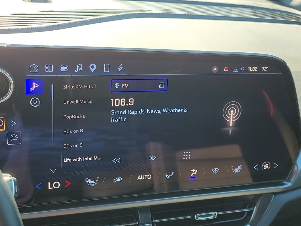 2024 Chevrolet Equinox EV RS - Photo 27