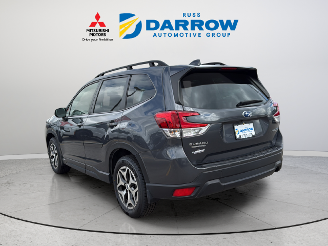 Used 2023 Gray Subaru Premium image 3