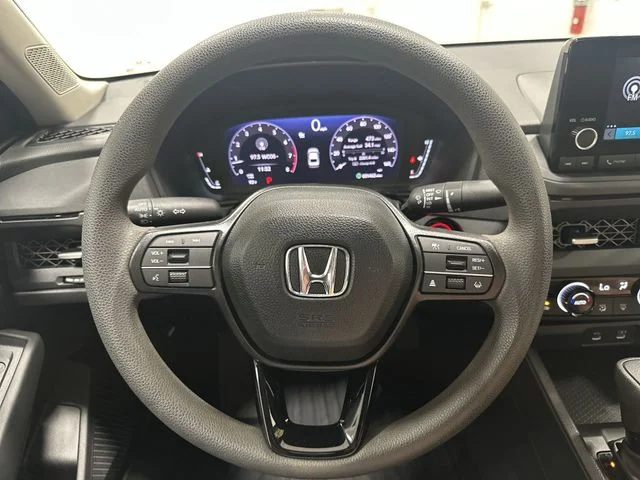 Certified Used 2025 Meteorite Gray Metallic Honda SE image 14