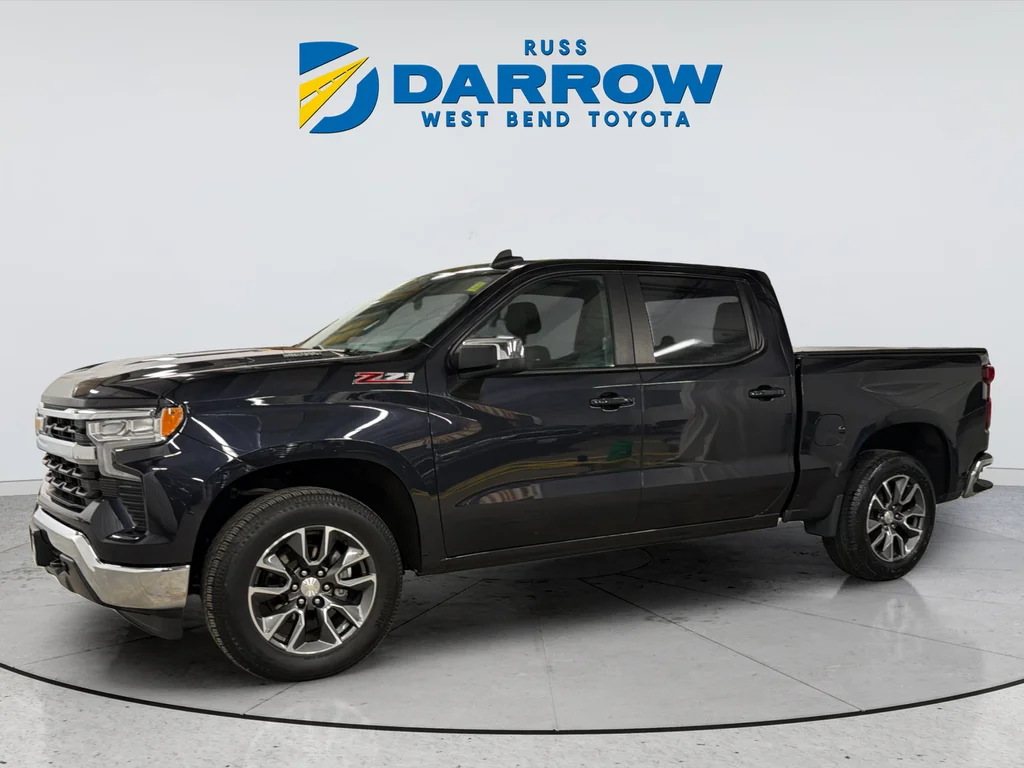 Used 2022 Gray Chevrolet LT image 1