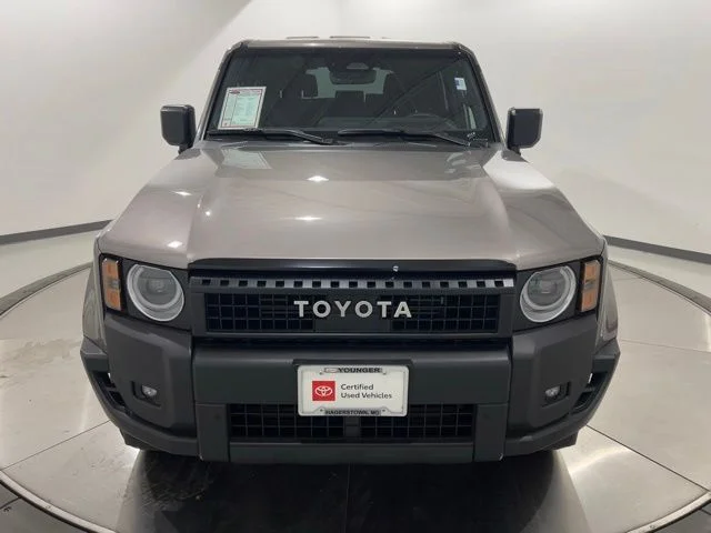 Certified Used 2025  Toyota 1958 image 8