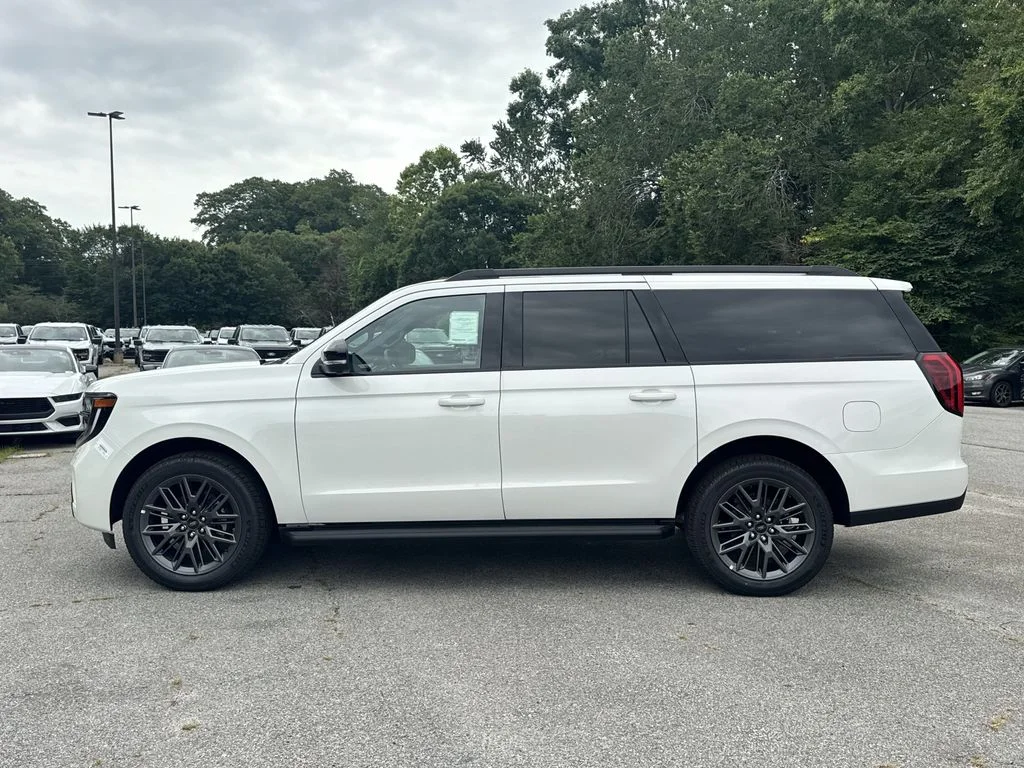 New 2026 White Ford Platinum image 4