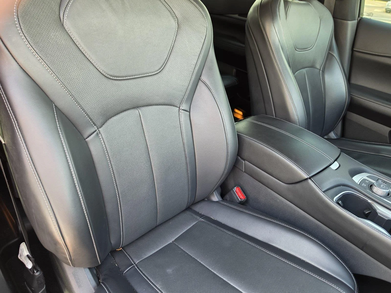Used 2023 Graphite Shadow INFINITI SENSORY image 30