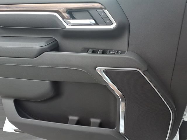 New 2026 Summit White Chevrolet LT image 13