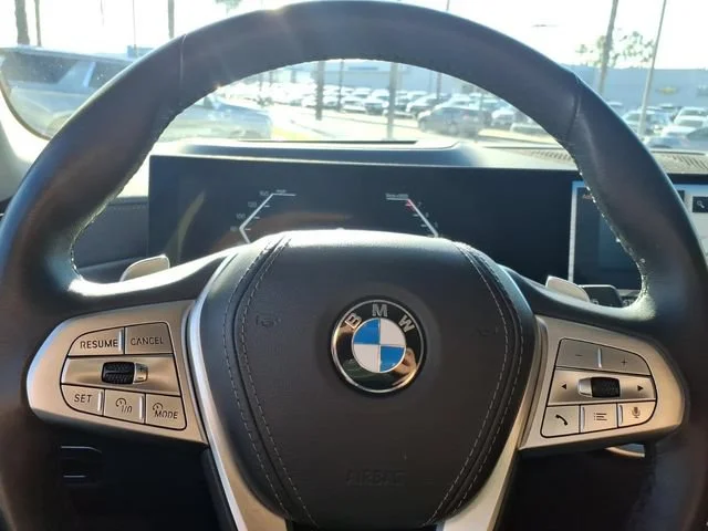 Used 2025 Black BMW xDrive40i image 20