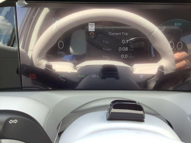 New 2026 White Pearl Hyundai SEL Premium image 35