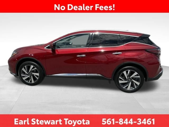Used 2023 Red Nissan SL image 7