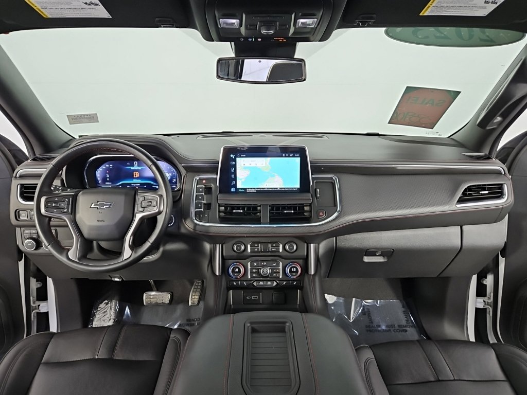 Used 2023 Pearl Chevrolet RST image 25