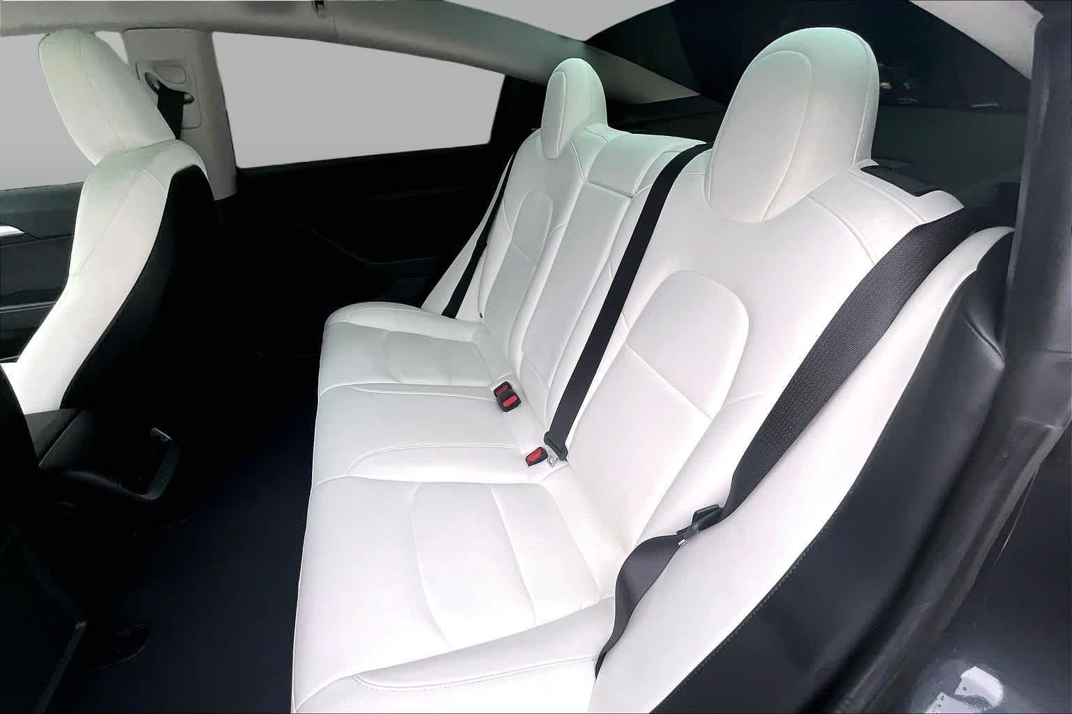 Used 2023 Deep Blue Metallic Tesla  image 19
