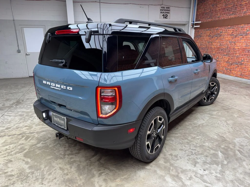 Certified Used 2023 Area 51 Ford Outer Banks image 4