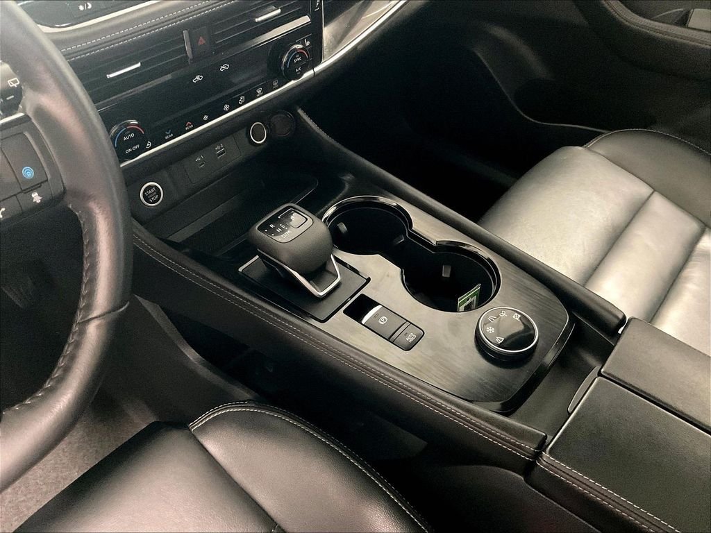 Used 2023 Gray Nissan SL image 19