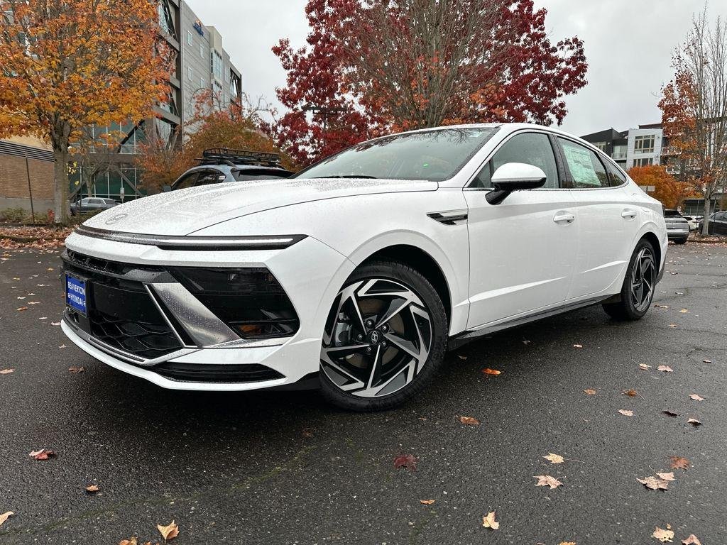 2026 Hyundai Sonata SEL AWD's photo