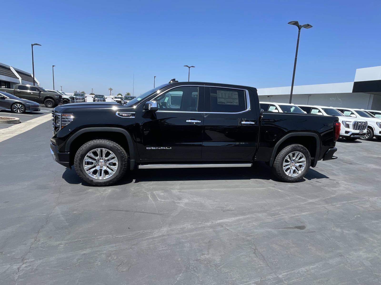2026 GMC Sierra 1500 Denali - Photo 6