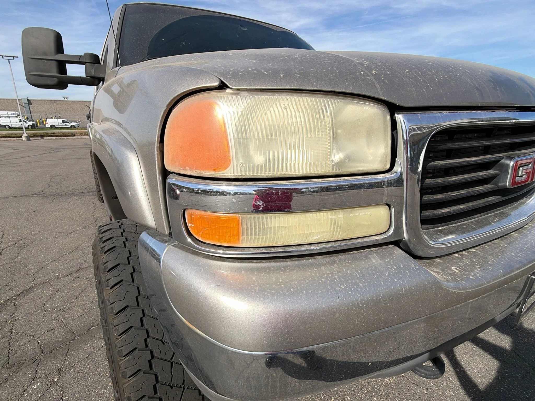 Used 2002 Gold GMC SLE image 11
