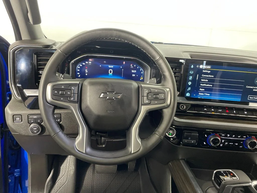 Used 2025 Blue Chevrolet RST image 13