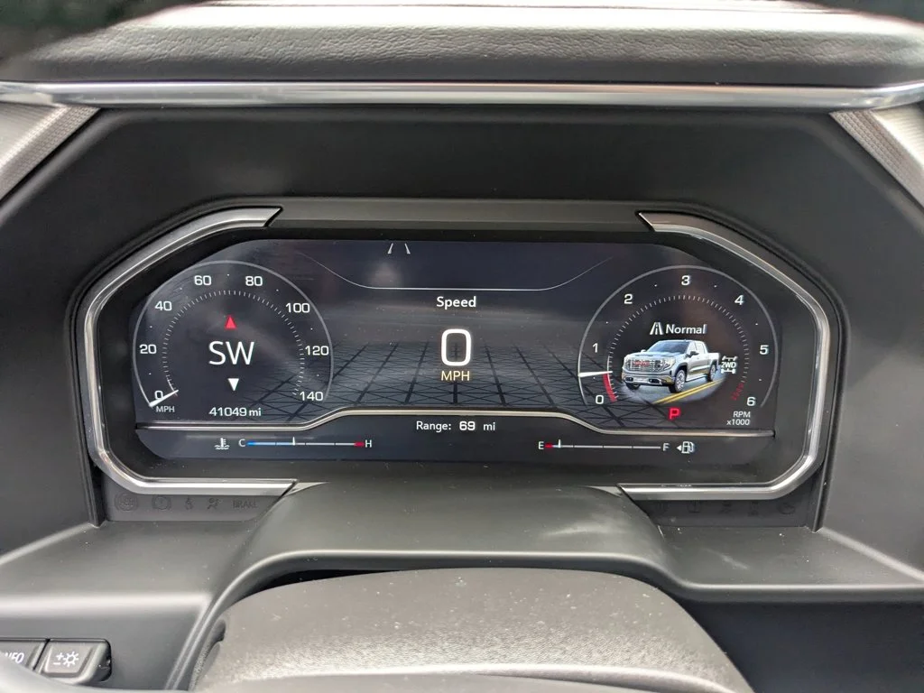Used 2024 Sterling Metallic GMC Denali image 15