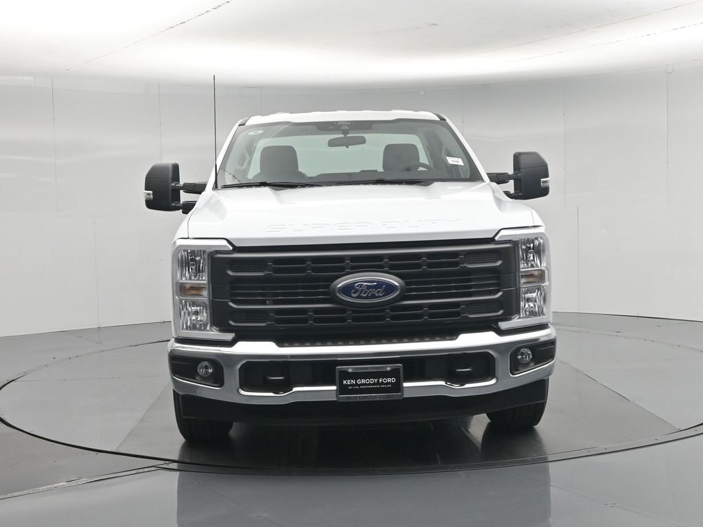 New 2026 Oxford White Ford XL image 19