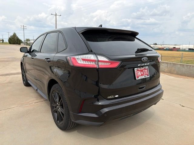 Used 2022 Black Ford ST Line image 3