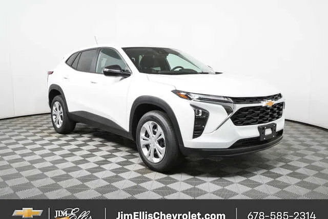 2026 Chevrolet Trax LS's photo