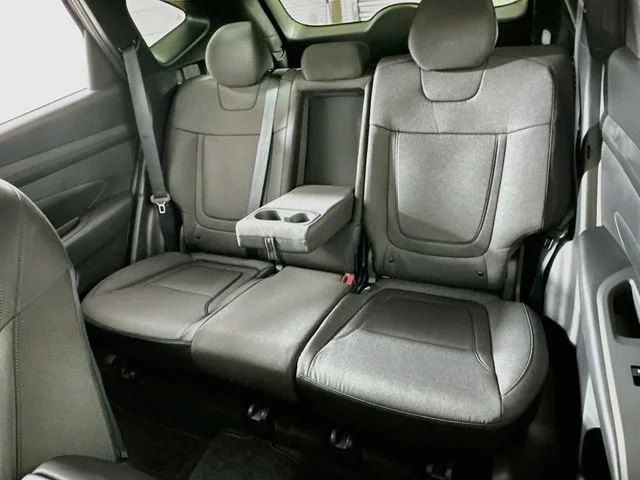 New 2026 Hyundai TUCSON SE