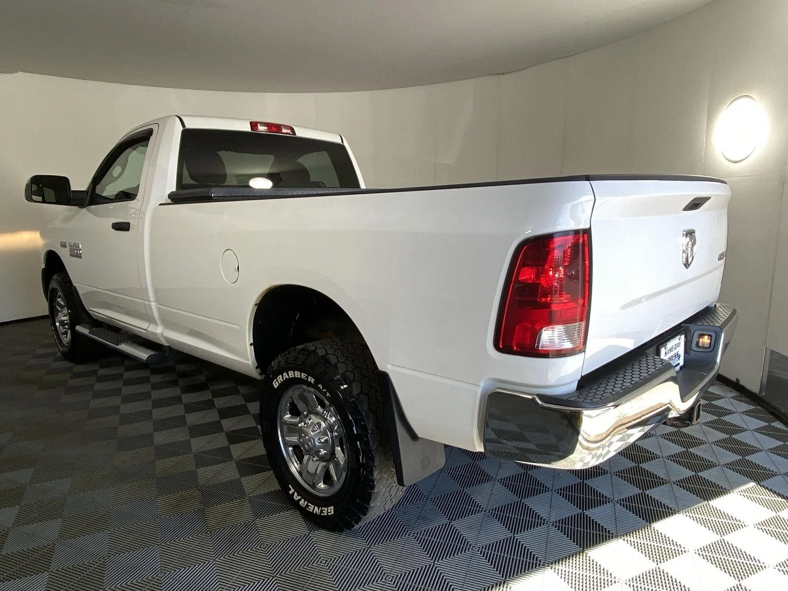 Used 2017 Bright White Clearcoat Ram Tradesman image 7