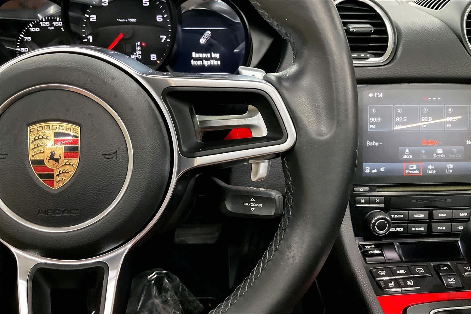 2018 Porsche 718 Base - Photo 19