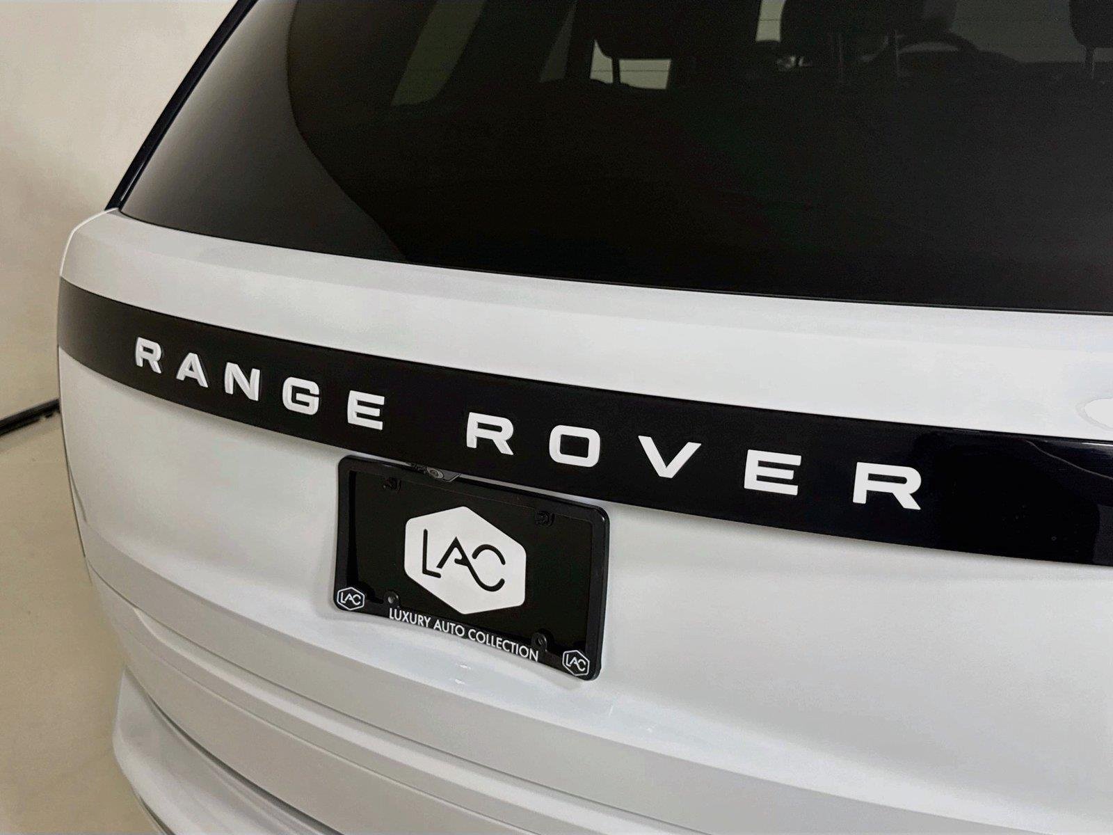 Used 2025 Fuji White Land Rover SE | 24