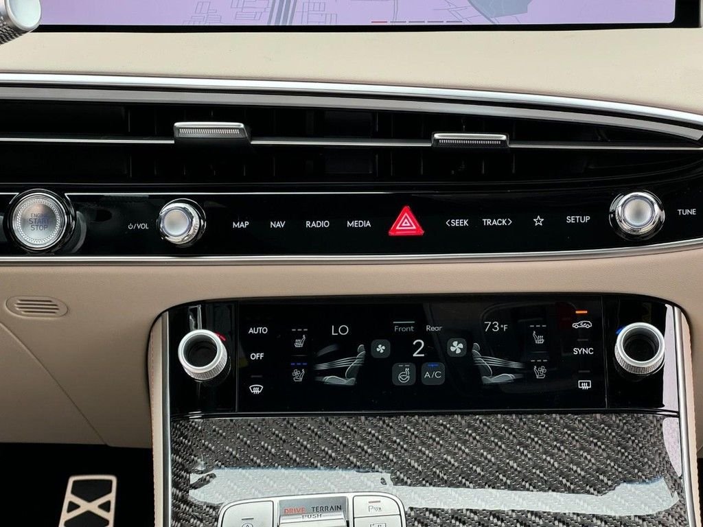 2026 GENESIS GV70 Sport Prestige - Photo 11