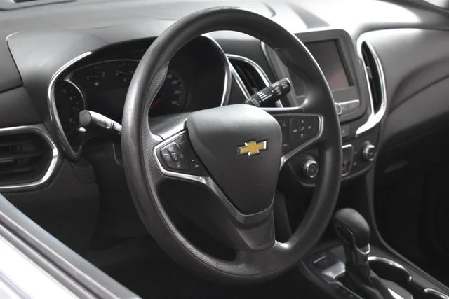 Used 2023 Gray Chevrolet LT image 18