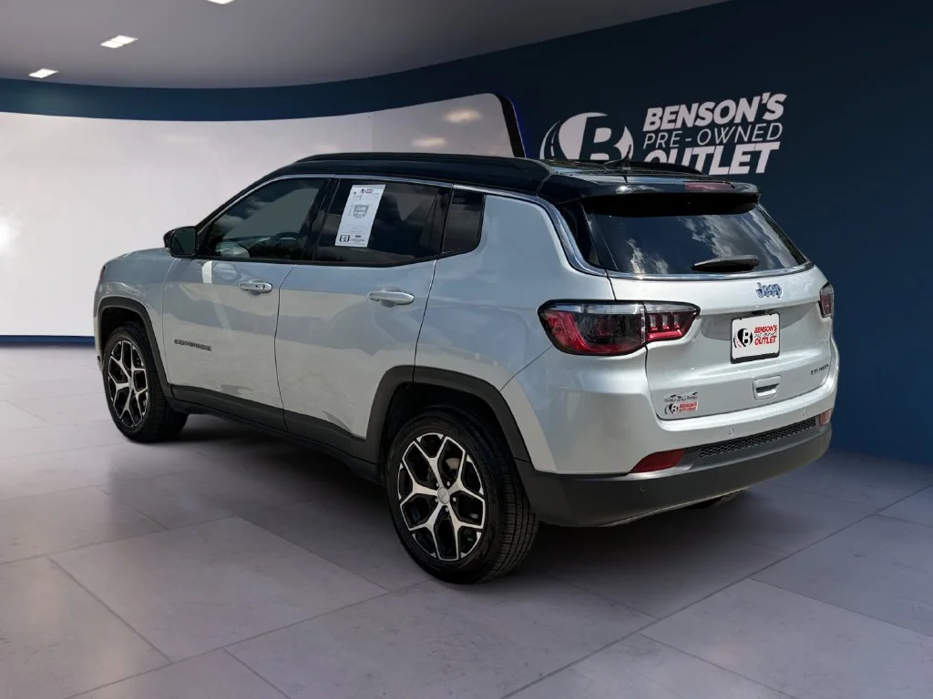 Used 2024 Silver Jeep Limited image 3