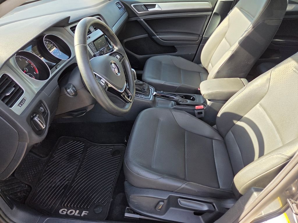 Used 2015 Gray Volkswagen TSI S 4-Door image 13