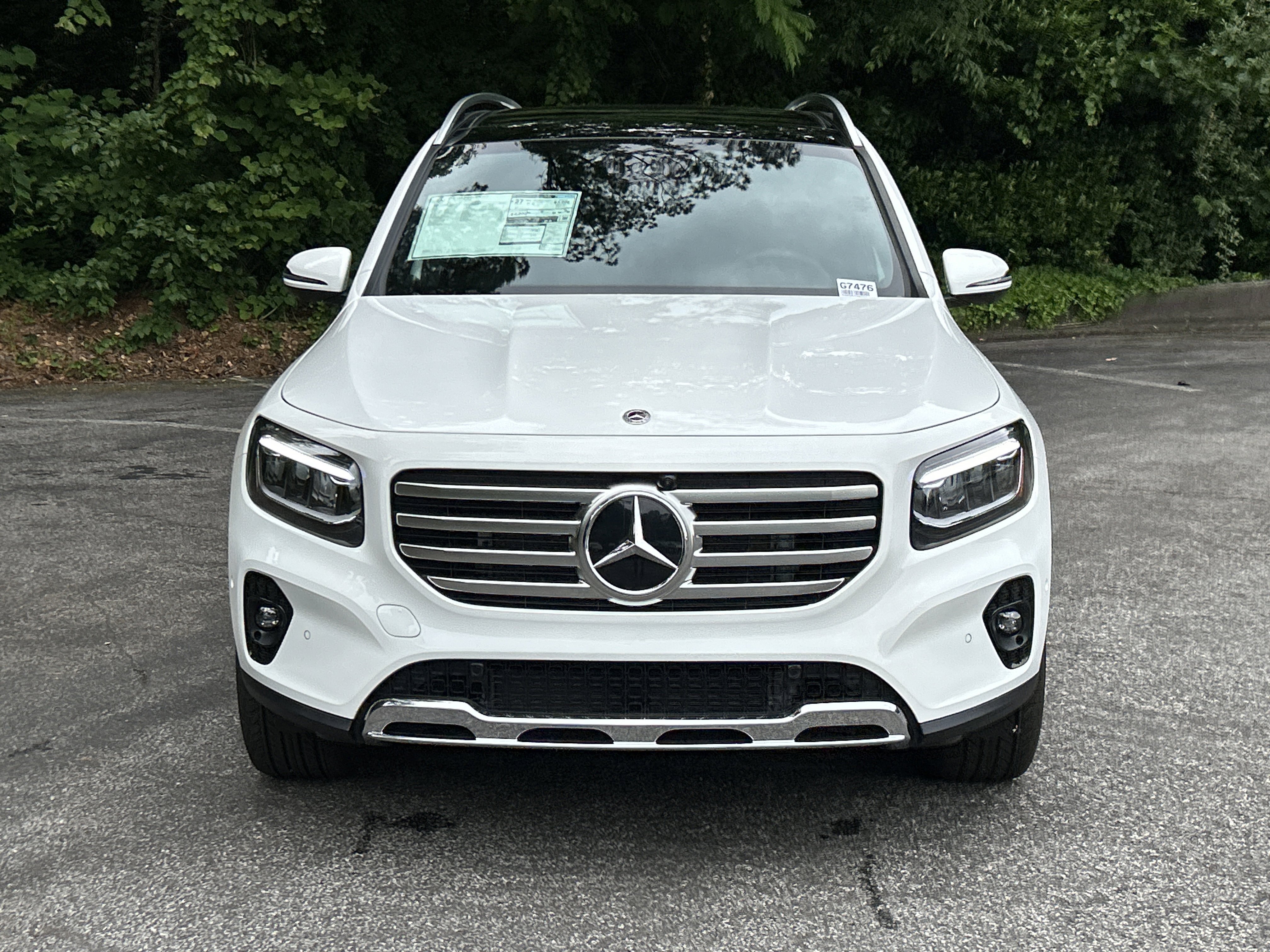 New 2026 Polar White Mercedes-Benz GLB 250 4MATIC® SUV image 8