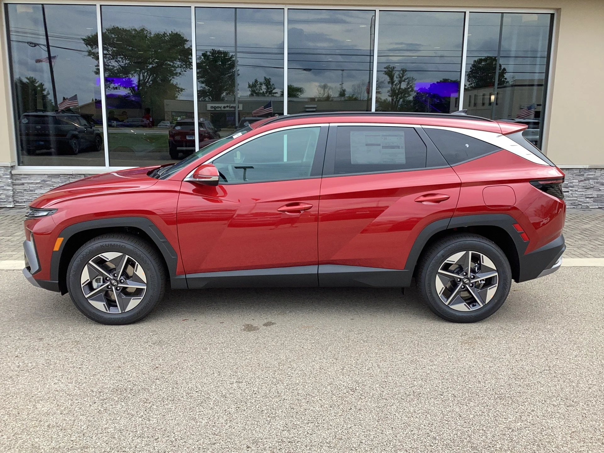 New 2026 Ultimate Red Pearl Hyundai SEL Premium image 2