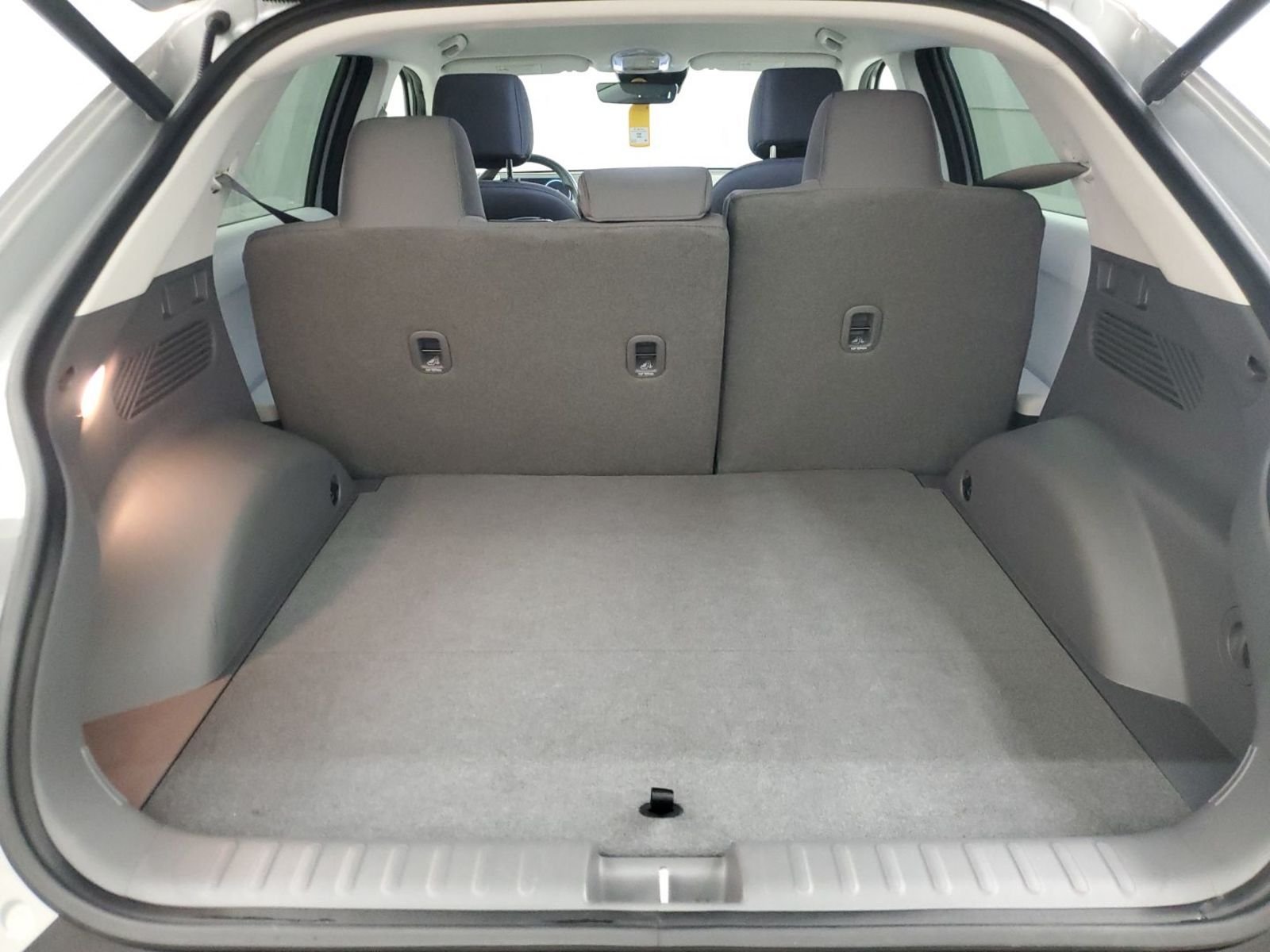Used 2024 Gray Hyundai SEL image 11