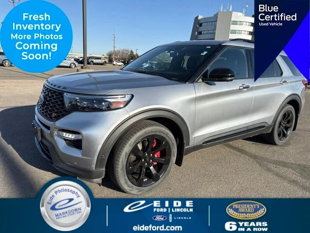 2020 Ford Explorer ST 4WD's photo
