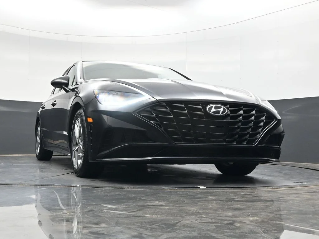 Used 2023 Blue Hyundai SEL image 30