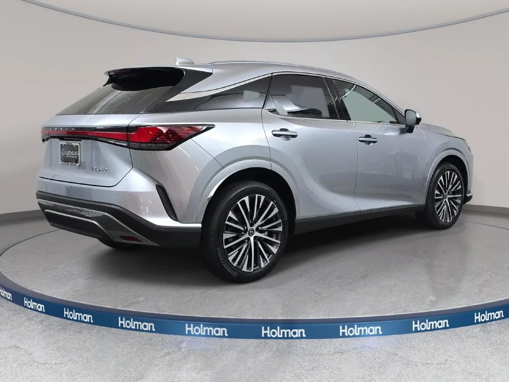 New 2026 Iridium Lexus PREMIUM PLUS image 5