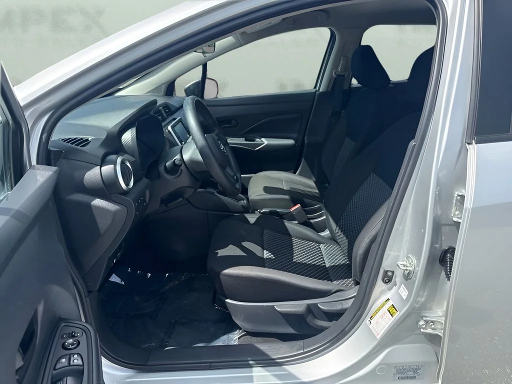 Used 2024 Silver Nissan 1.6 S image 5
