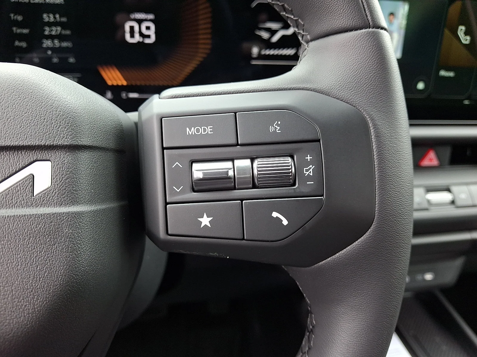New 2027 White Kia X-Line S image 19