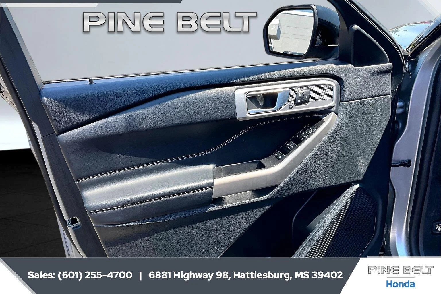 Used 2023 Iconic Silver Ford Limited image 17