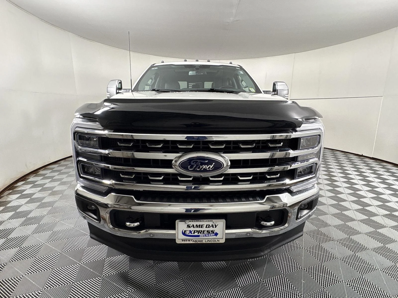 Used 2024 Star White Metallic Tri-Coat Ford LARIAT image 2