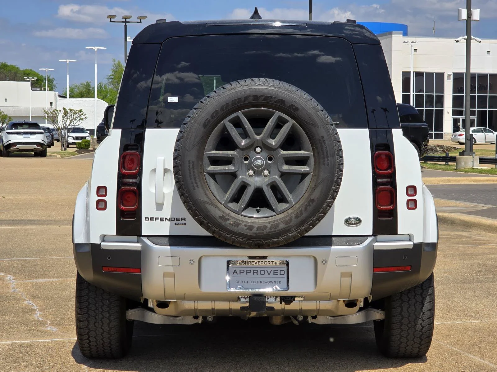 Certified Used 2023 Fuji White Land Rover SE image 5