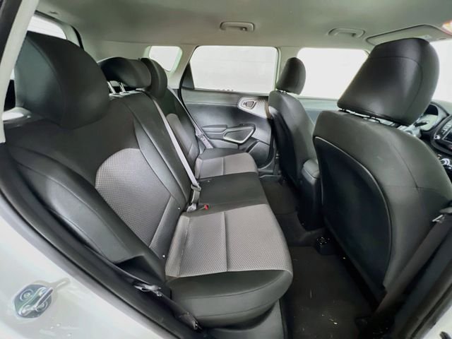 2025 Kia Soul LX - Photo 36